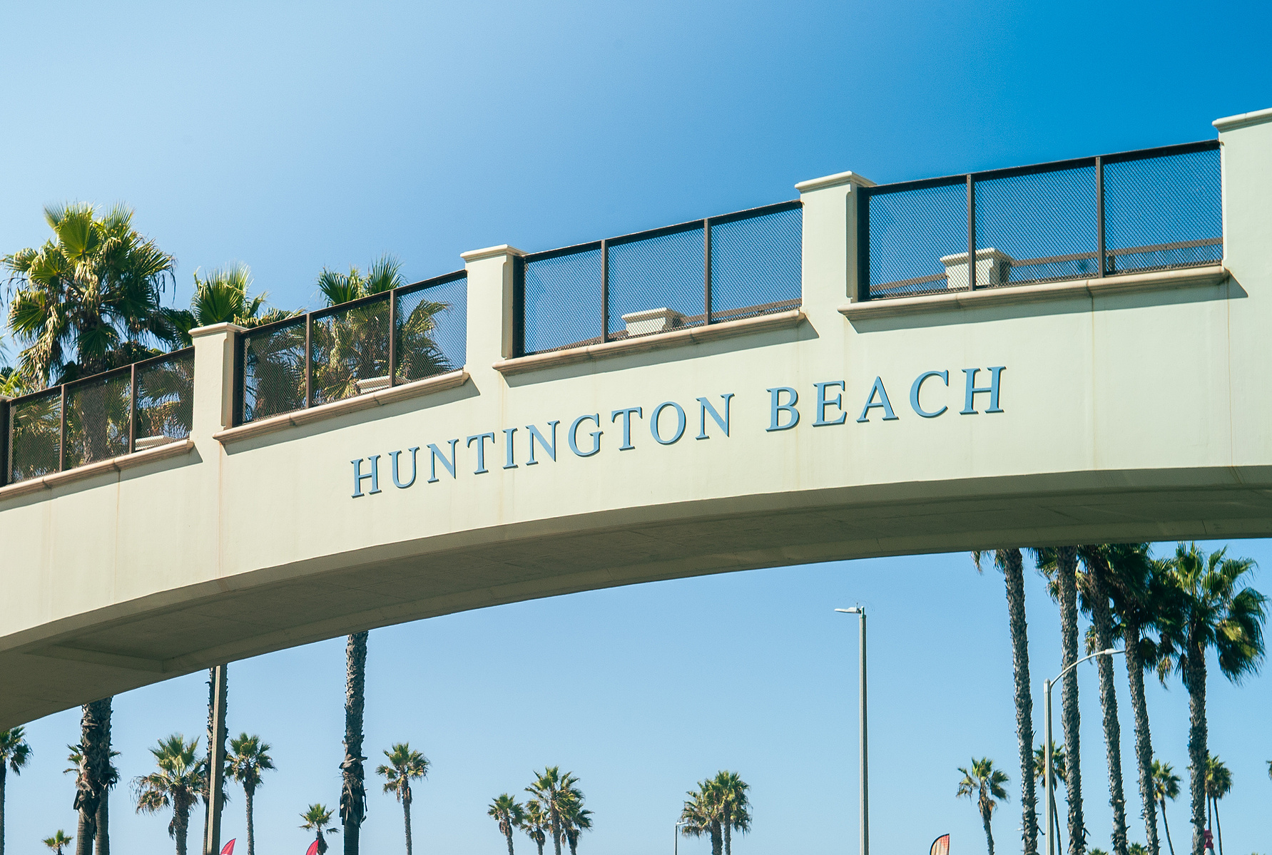 Huntington Cars & Copters, photograph by Brandon Hu